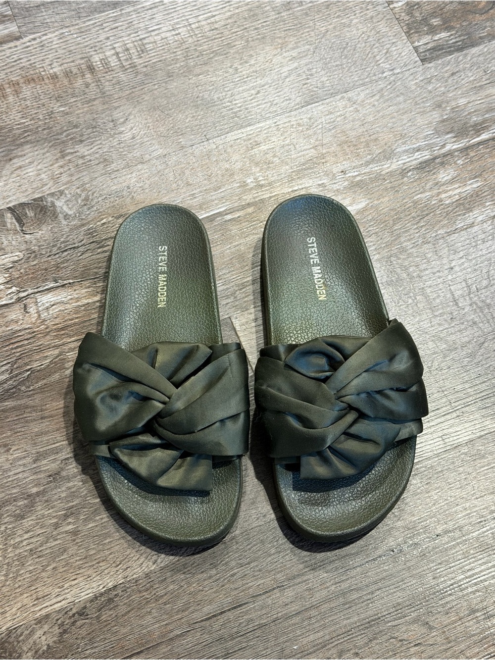 Steve‎ Madden Black Knotted Satin Slide Sandals